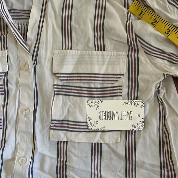 Sweet Wanderer Striped Shirt - Picture 9 of 10